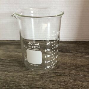 Pyrex 400 ml Glass Beaker